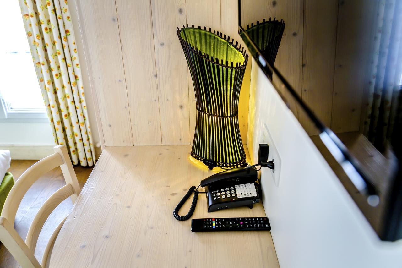 Hotel La Galiote En Re 라플로트 외부 사진