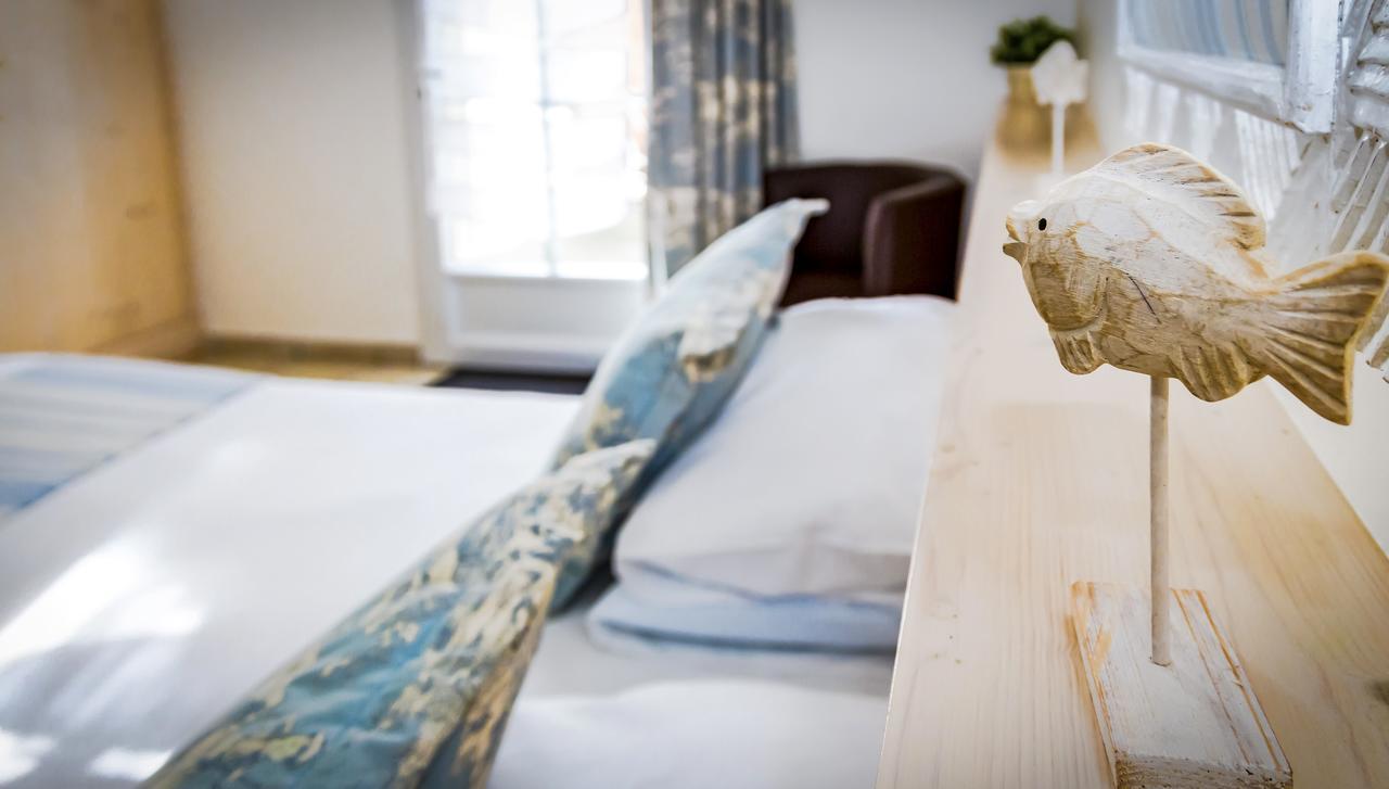 Hotel La Galiote En Re 라플로트 외부 사진