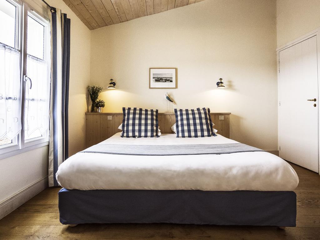 Hotel La Galiote En Re 라플로트 객실 사진