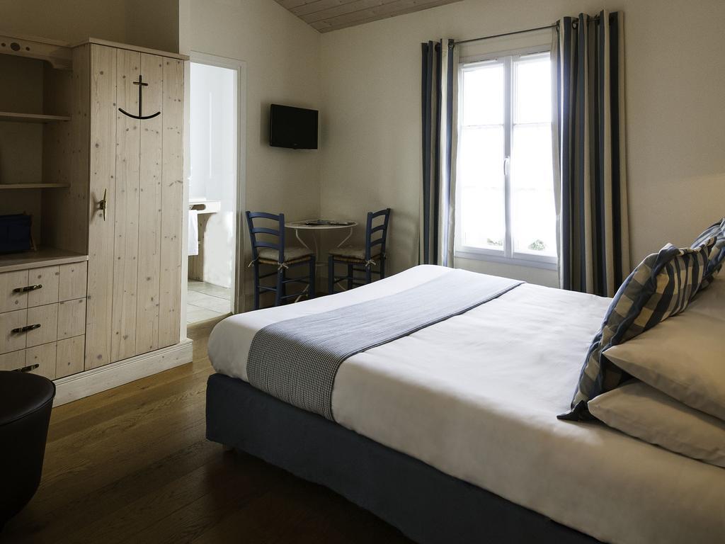 Hotel La Galiote En Re 라플로트 객실 사진